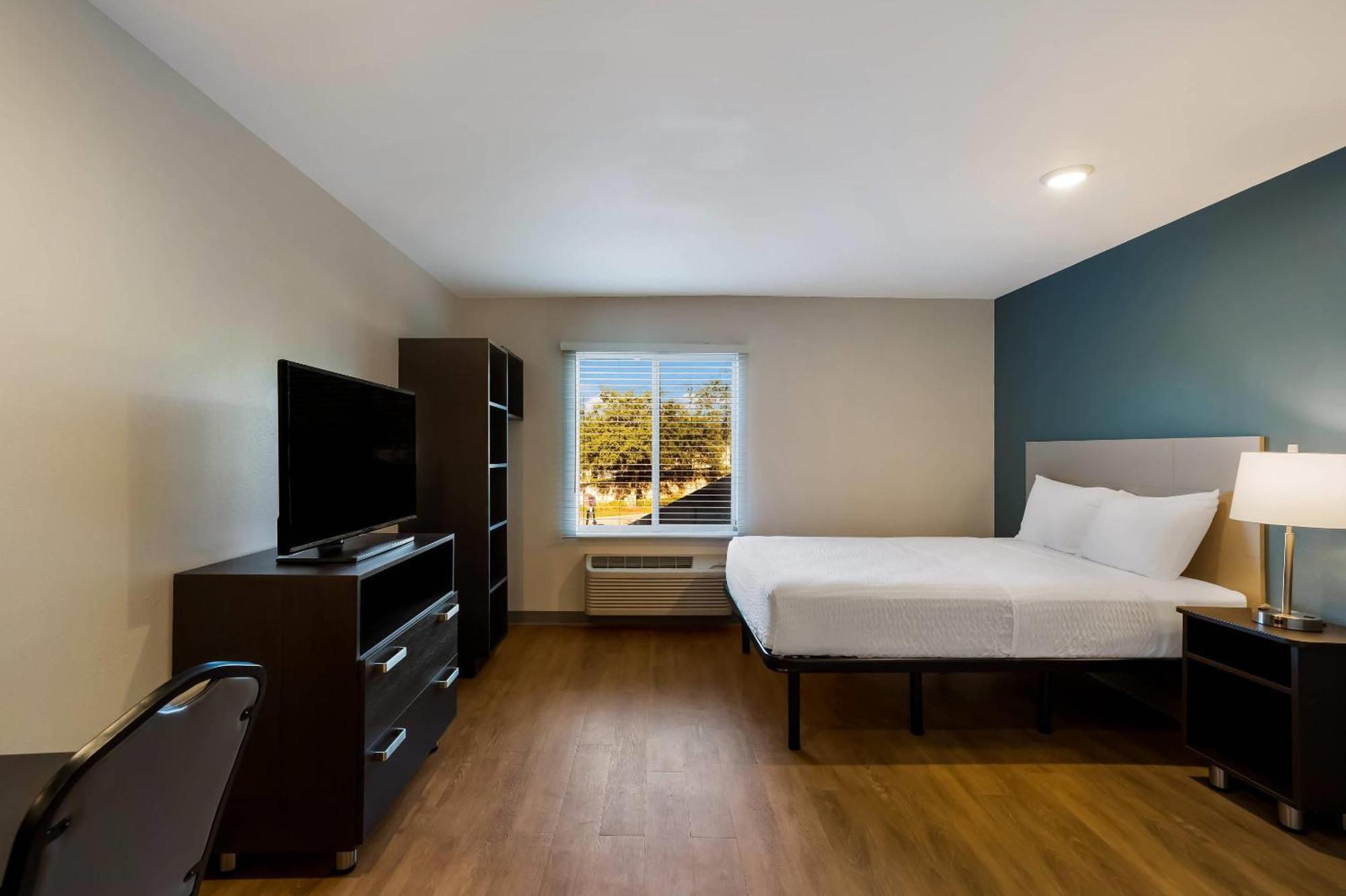 Woodspring Orlando West -